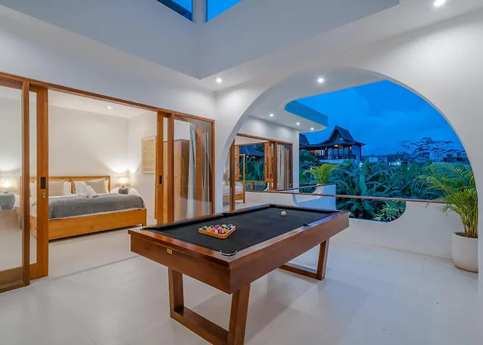 Ferienhaus Karma - Modern & Luxury 3br - Beah Canggu